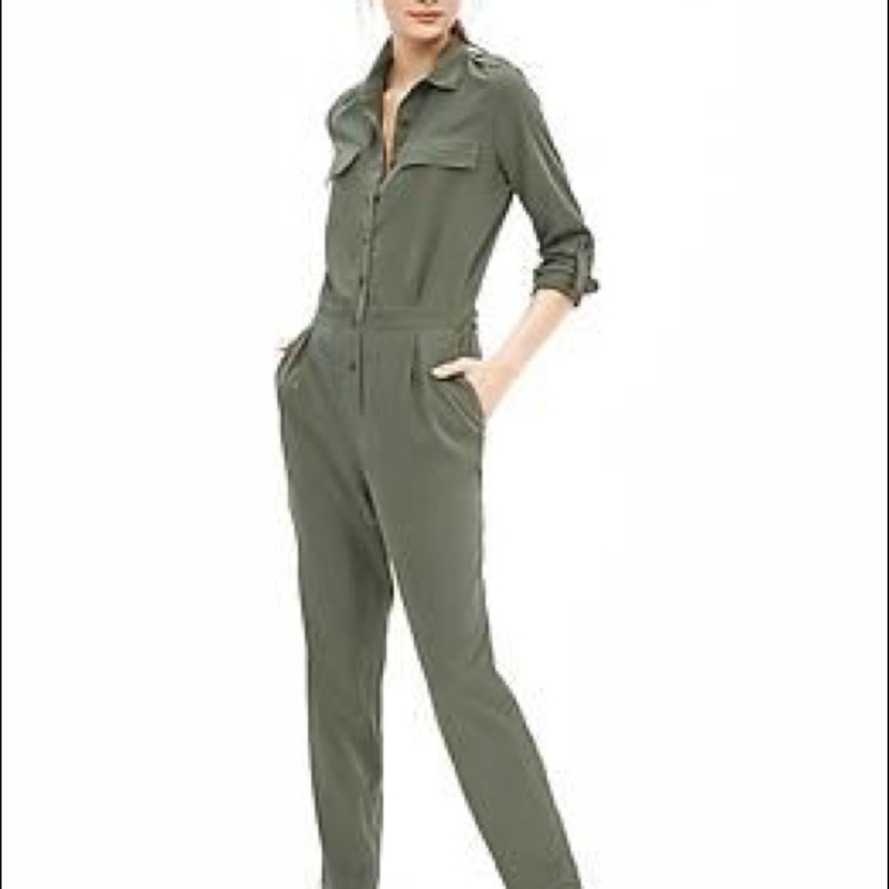 NWOT BANANA REPUBLIC green army jumpsuit